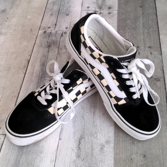 checkered vans size 5.5